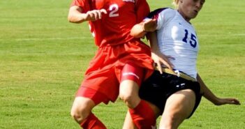 Kreuzbandriss im Frauenfußball: Ist das Geschlecht die Erklärung Kreuzbandriss im Frauenfußball